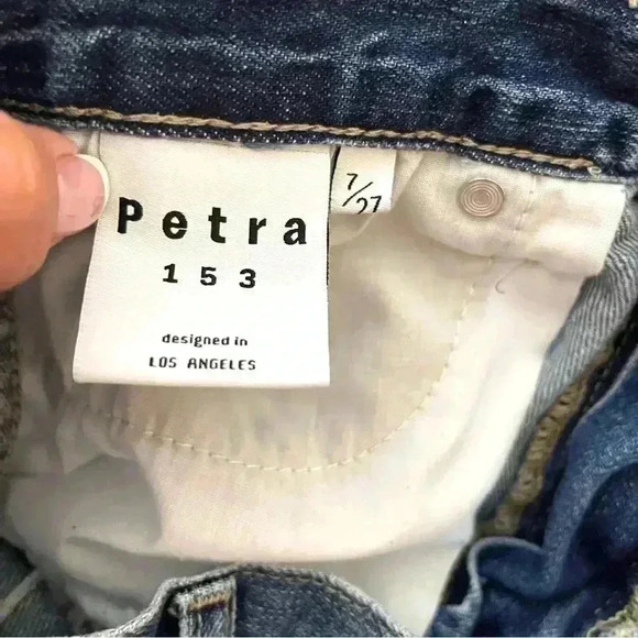 Petra 153 High Rise 100% Cotton Super Distressed Faded Mom Jean Shorts Size 7/27 - Picture 10 of 13